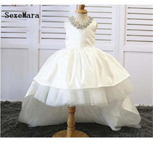 Load image into Gallery viewer, New Ivory Baby Girls Birthday Dress High Low Puffy Christening Gowns Baby Girl First Year Birthday Gown Christmas Dress